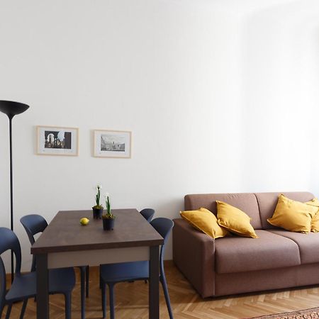 Renovated 3 Bedroom Apartment In The City Center 都灵 外观 照片