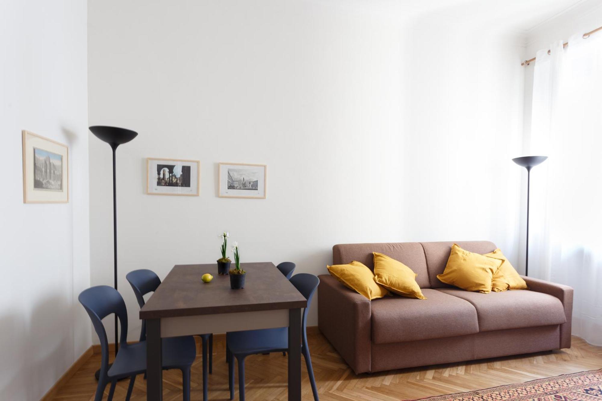Renovated 3 Bedroom Apartment In The City Center 都灵 外观 照片