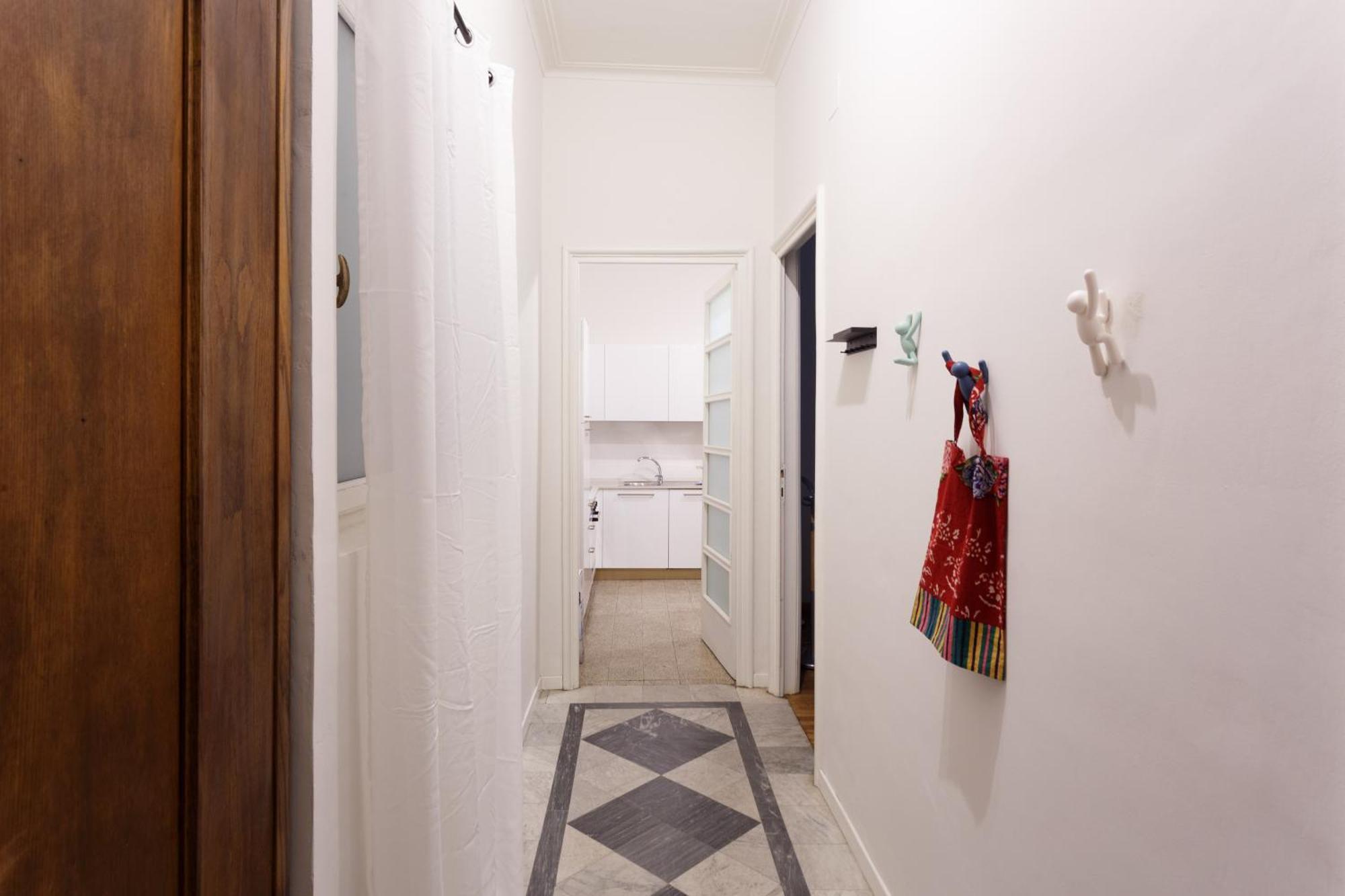 Renovated 3 Bedroom Apartment In The City Center 都灵 外观 照片