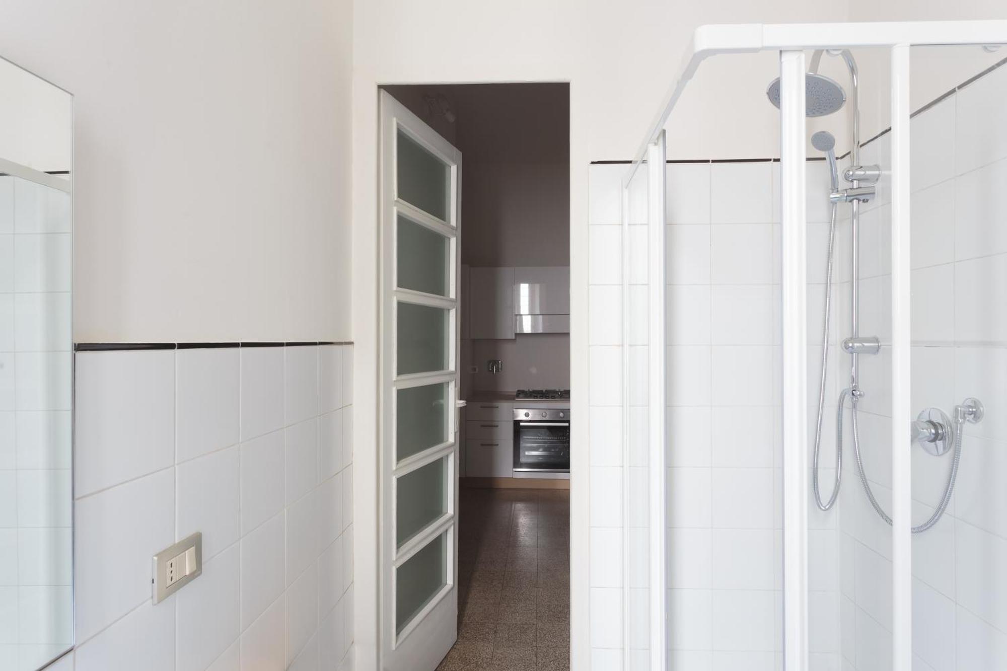 Renovated 3 Bedroom Apartment In The City Center 都灵 外观 照片