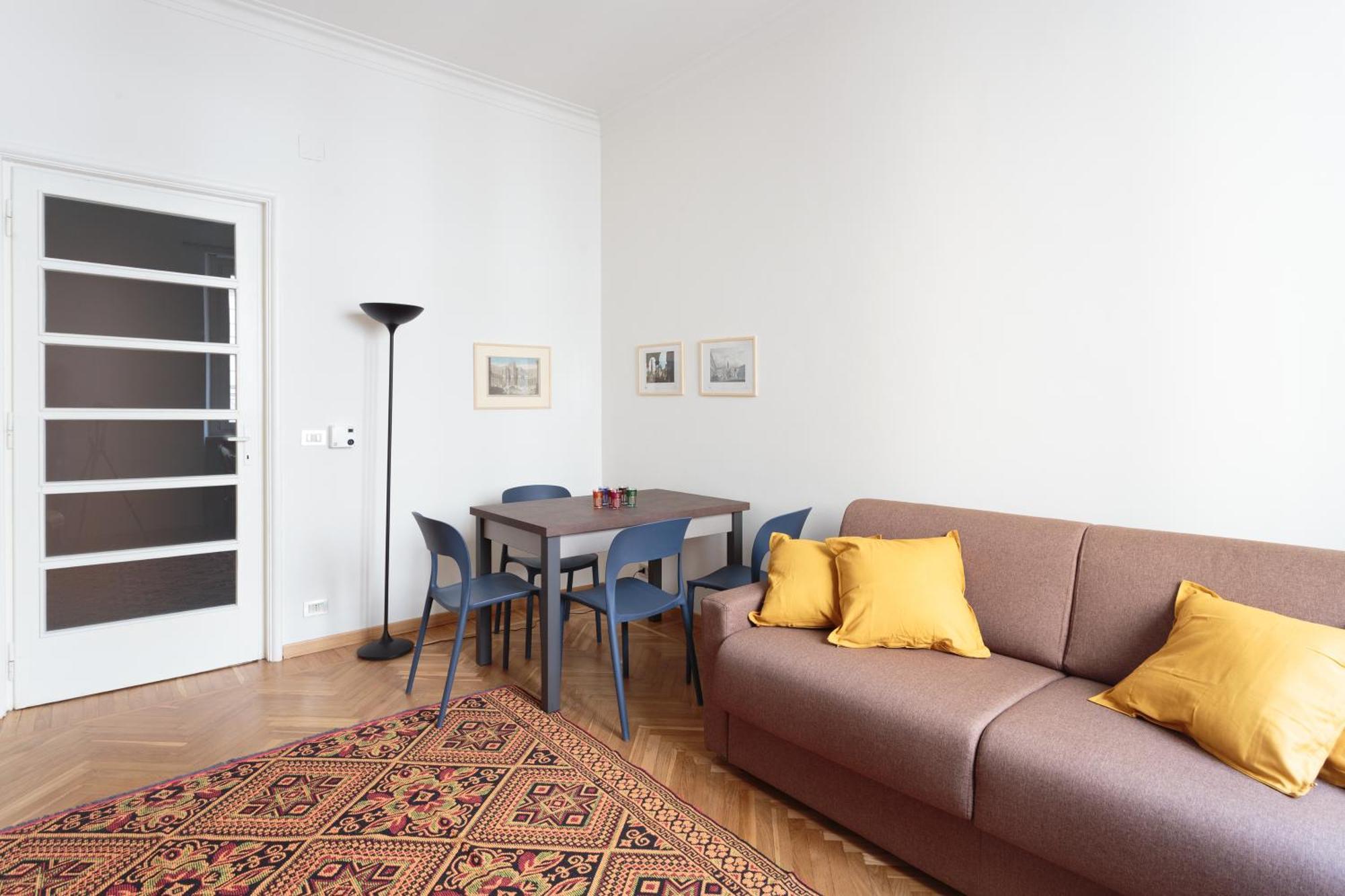 Renovated 3 Bedroom Apartment In The City Center 都灵 外观 照片